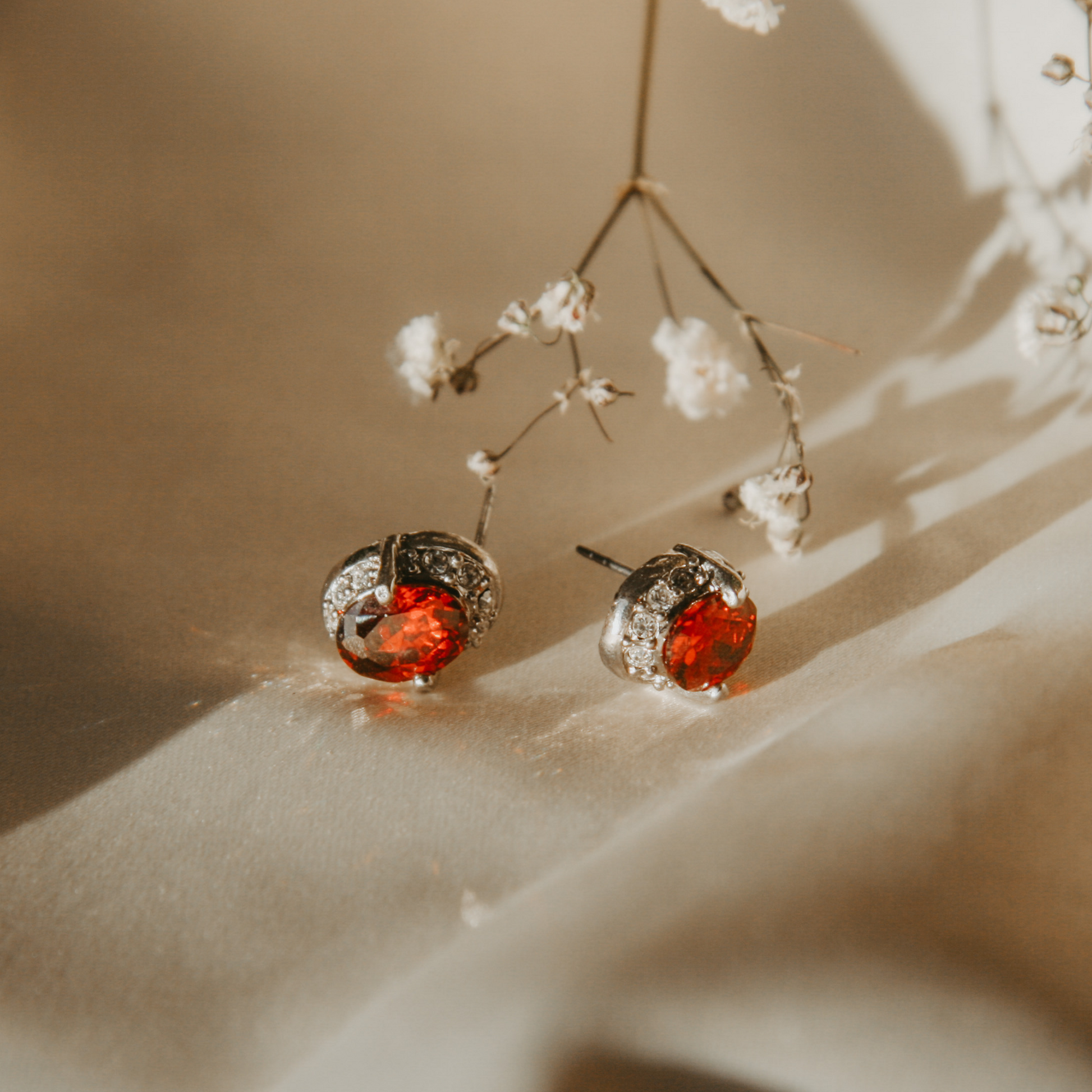 anna karenina vintage earrings by Avery Faye bookish and literature inspired jewellery