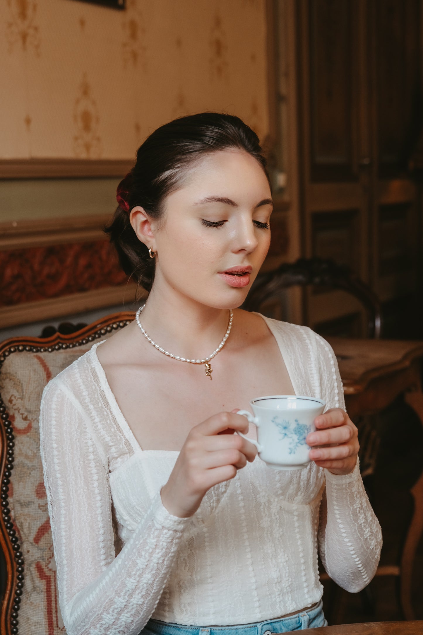 beauty and the beast inspired necklace by bookish jewellery brand Avery Faye